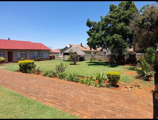 3 BEDROOM PROPERTY TO RENT IN DAWN PARK